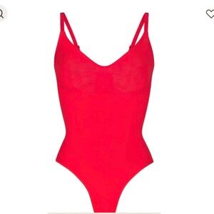 skims seamless sculpt bodysuit in ruby